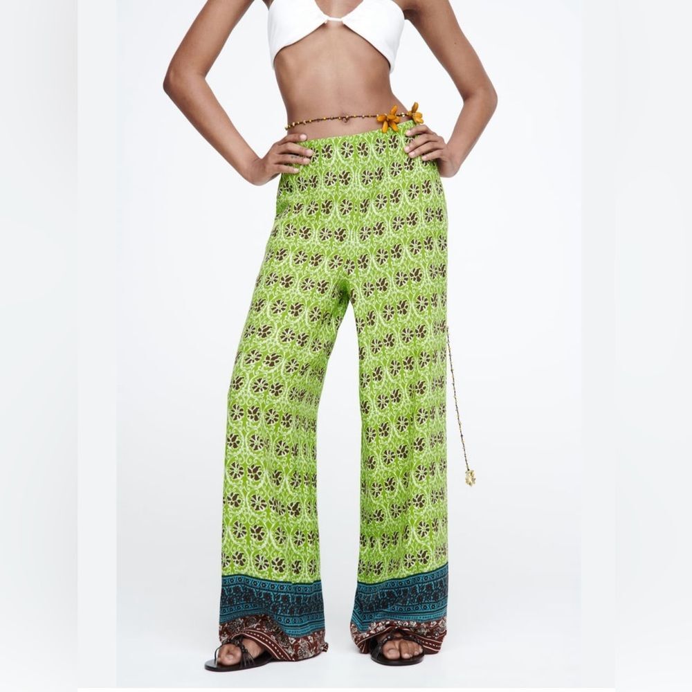 Zara Women's Wide Leg Pull On Pants Size M Floral Green Boho Soft Knit Comfy NWT